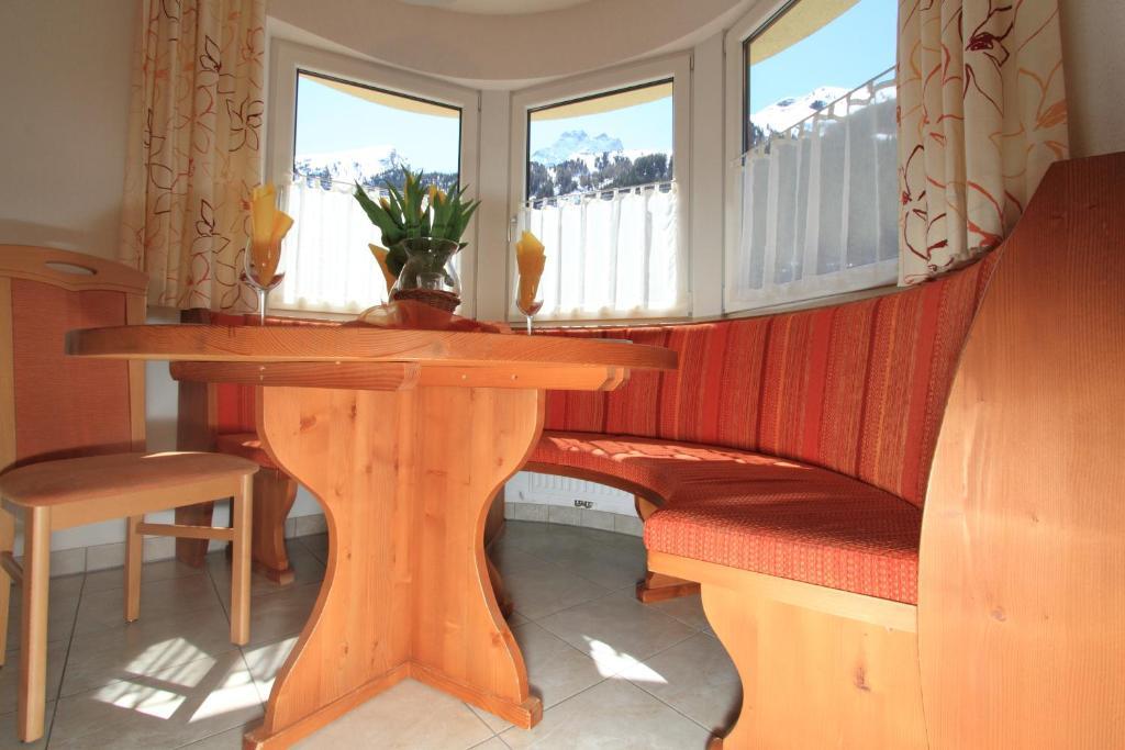 Adlerhof Apartment Санкт Леонард им Пицтал Стая снимка