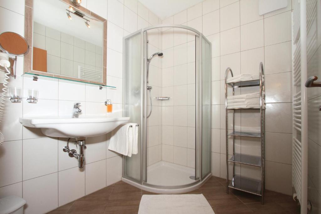 Adlerhof Apartment Санкт Леонард им Пицтал Стая снимка